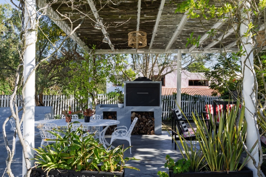 7 Bedroom Property for Sale in Old Place Western Cape